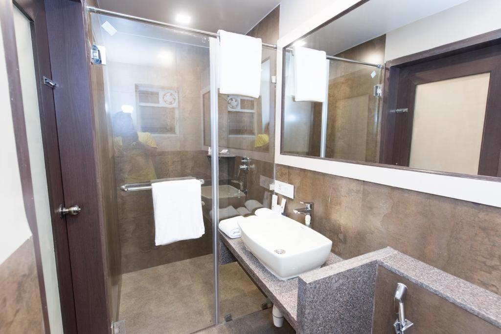 Victoria Paradise Inn Benaulim Ngoại thất bức ảnh